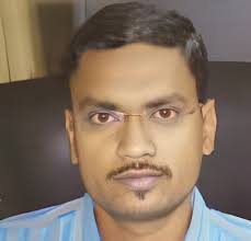 Dr Lomesh Gedam